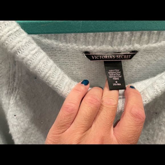 Rhinestone sweater - Picture 3 of 3